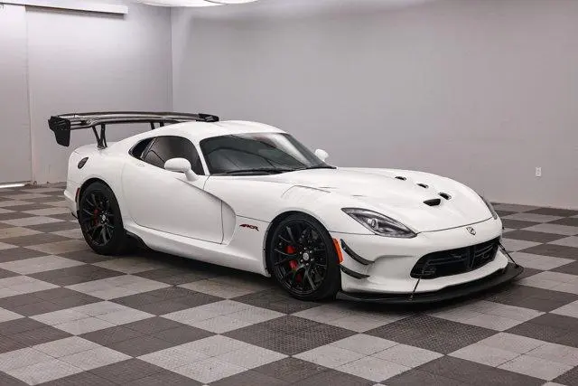 2016 Dodge Viper GTC