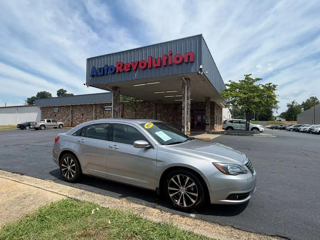 2014 Chrysler 200 Touring