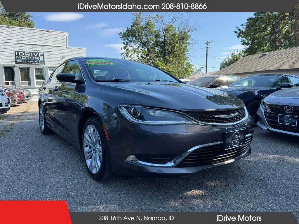 2015 Chrysler 200 Limited