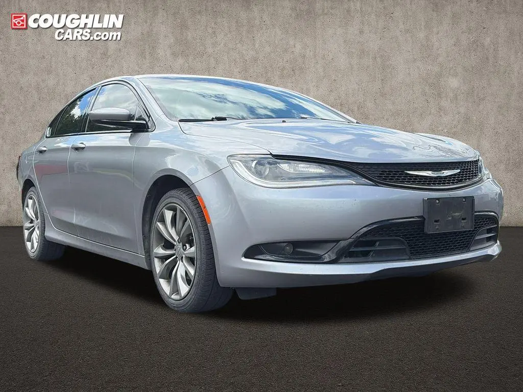 2016 Chrysler 200 S