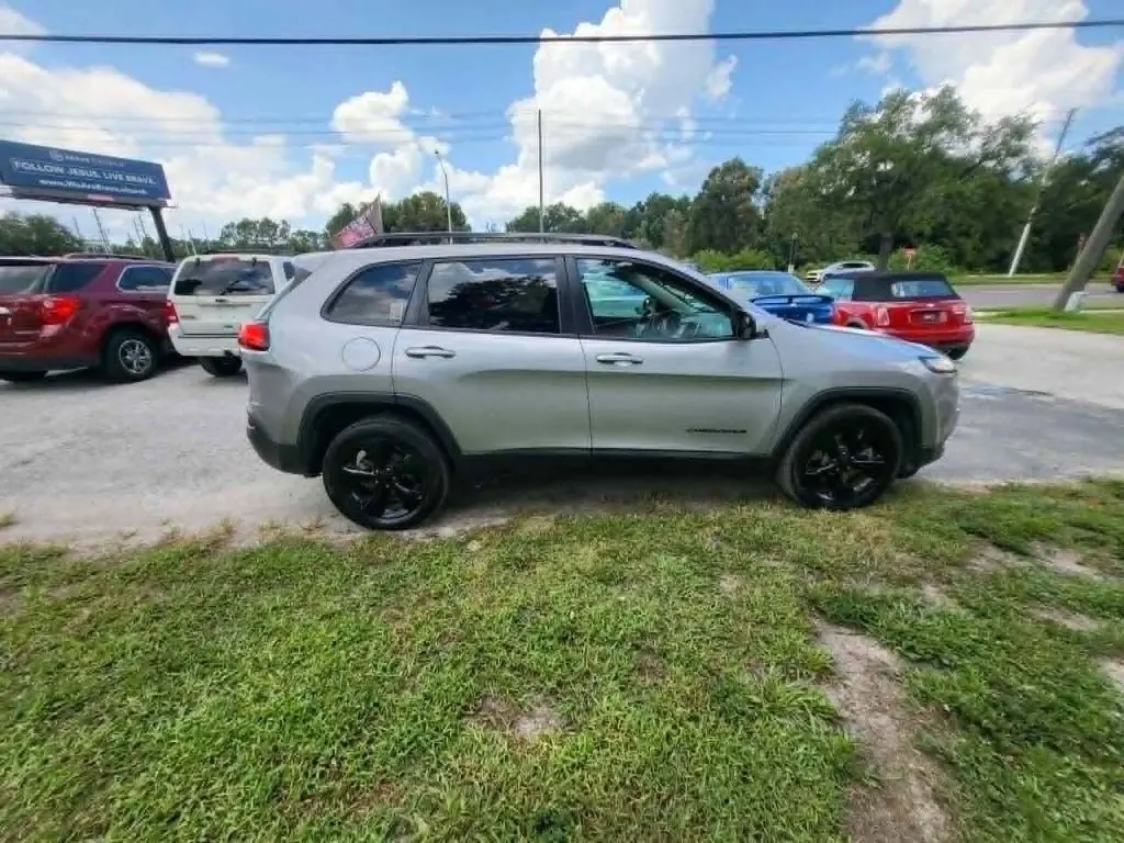 2018 Jeep Cherokee Latitude