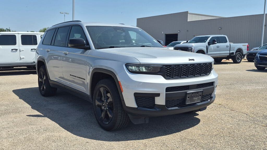 2023 Jeep Grand Cherokee L Altitude