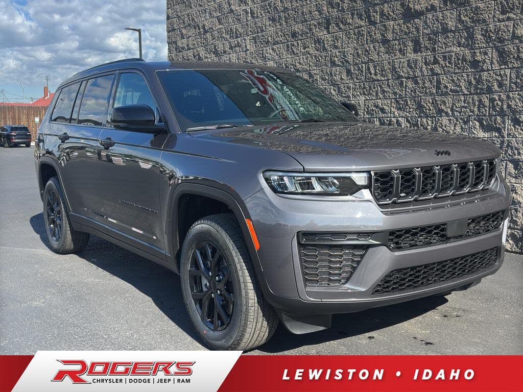 2026 Jeep Grand Cherokee L Laredo Altitude
