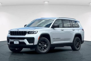 2026 Jeep Grand Cherokee L Laredo Altitude
