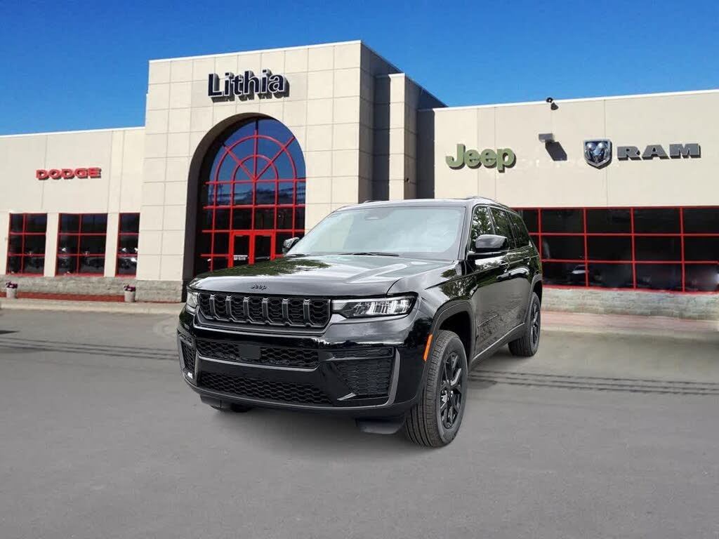 2026 Jeep Grand Cherokee L Laredo Altitude