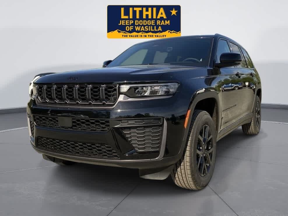 2026 Jeep Grand Cherokee L Laredo Altitude