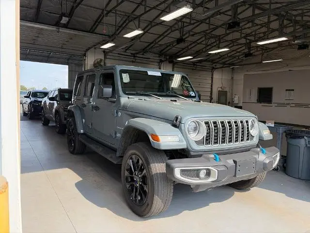 2024 Jeep Wrangler Sahara 4xe