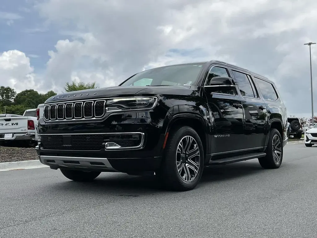 2024 Jeep Wagoneer L Series II