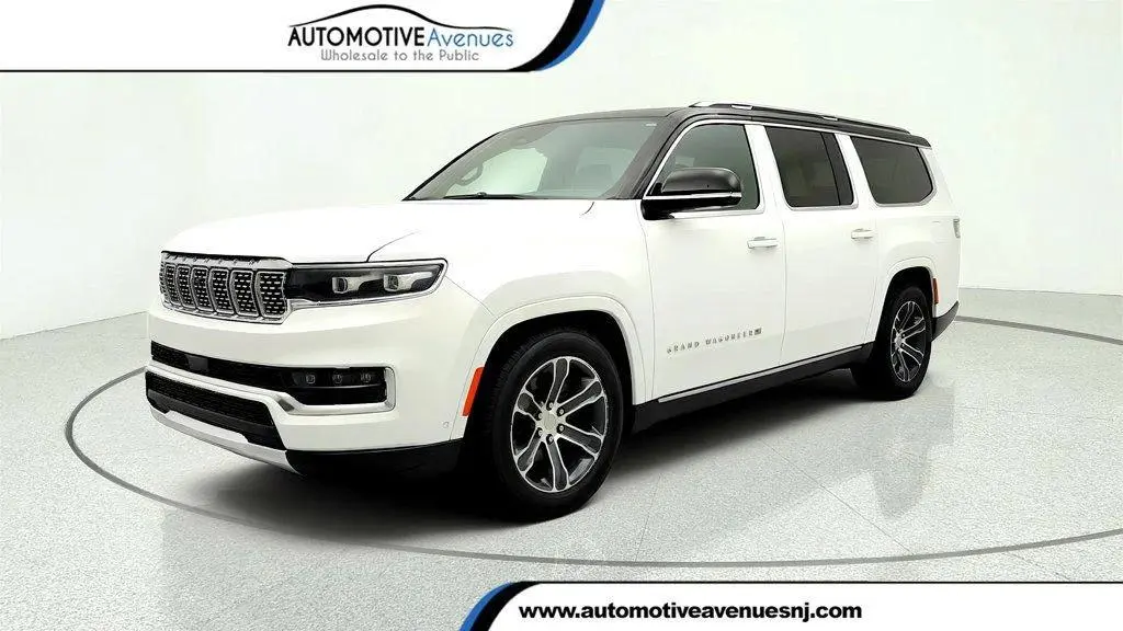2023 Jeep Grand Wagoneer L Base