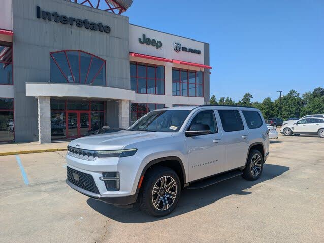 2026 Jeep Grand Wagoneer Base