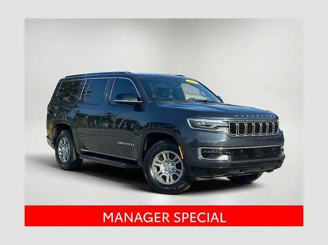 2023 Jeep Wagoneer Base