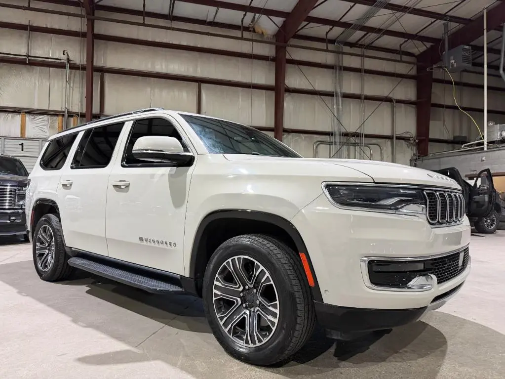 2022 Jeep Wagoneer Series III