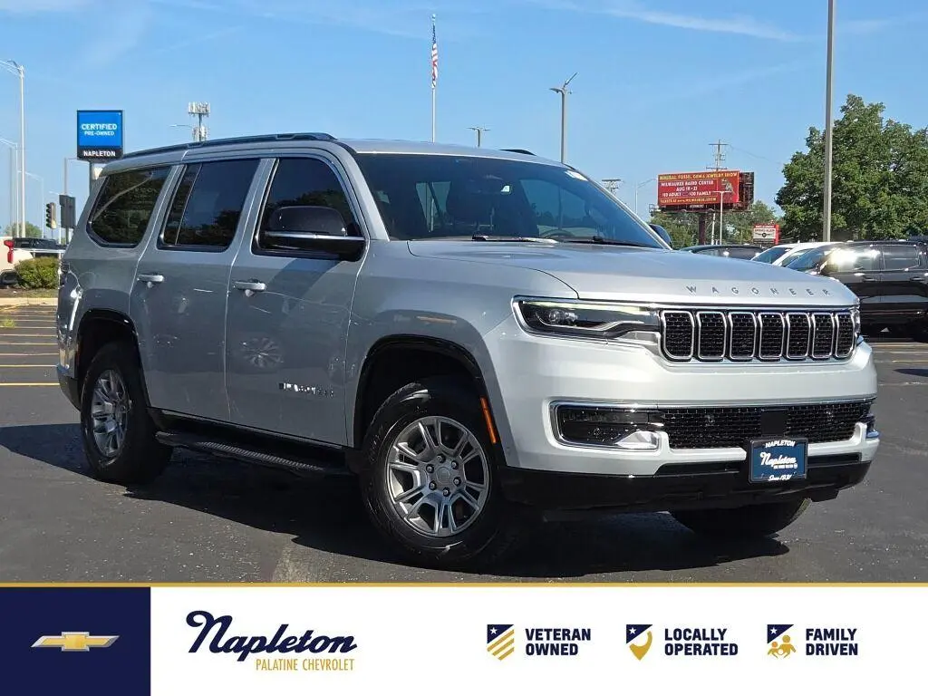 2023 Jeep Wagoneer Base
