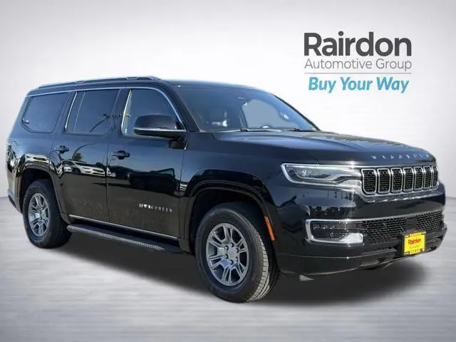 2023 Jeep Wagoneer Base