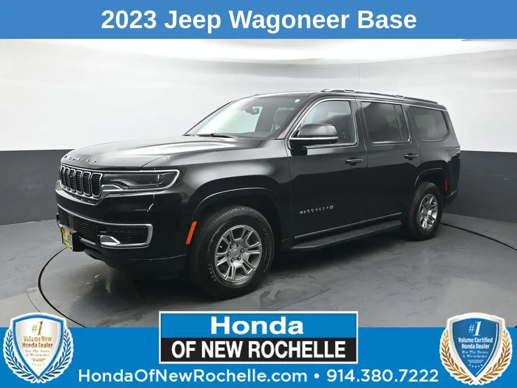 2023 Jeep Wagoneer Base