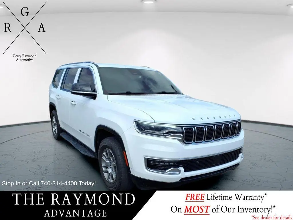 2023 Jeep Wagoneer Base