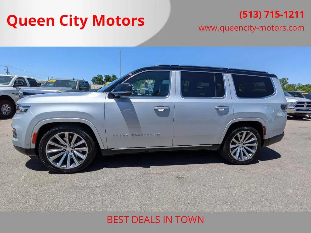 2023 Jeep Grand Wagoneer Base
