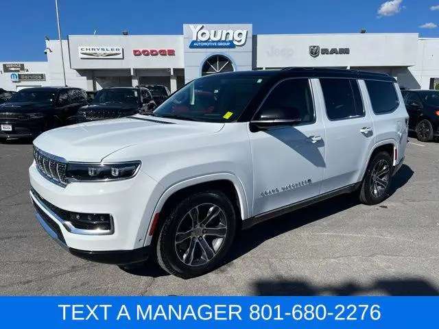 2023 Jeep Grand Wagoneer Base