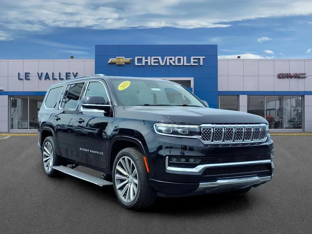 2023 Jeep Grand Wagoneer Base