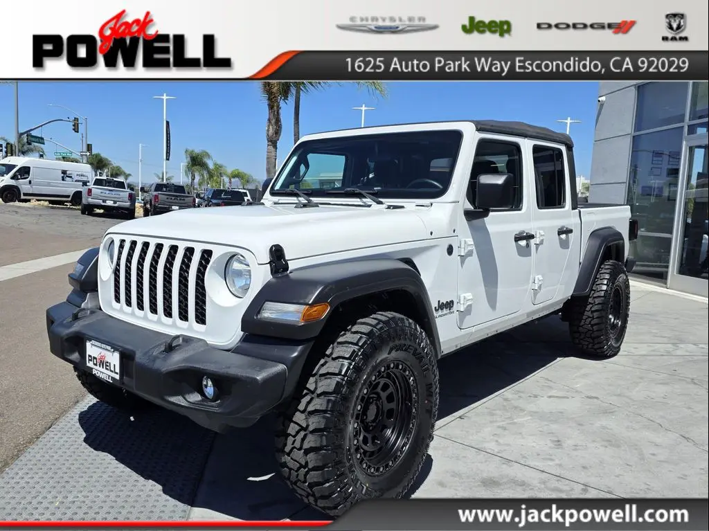 2022 Jeep Gladiator Sport