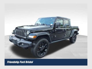 2025 Jeep Gladiator NightHawk