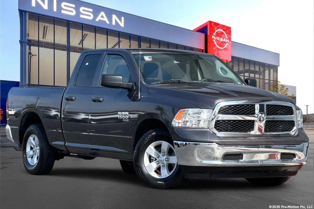 2024 Ram 1500 Classic SLT