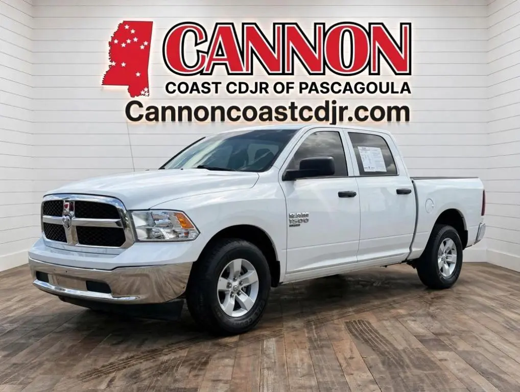 2022 Ram 1500 Classic SLT