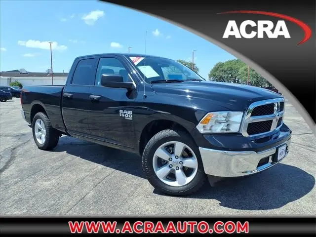 2024 Ram 1500 Classic SLT