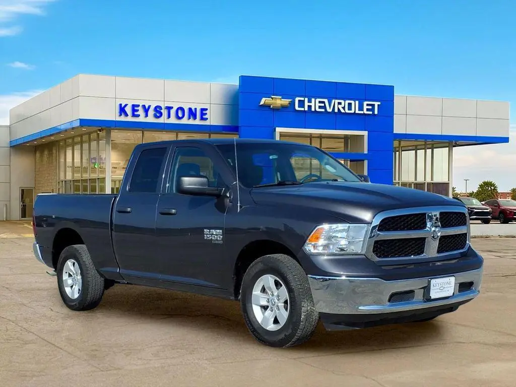 2024 Ram 1500 Classic SLT
