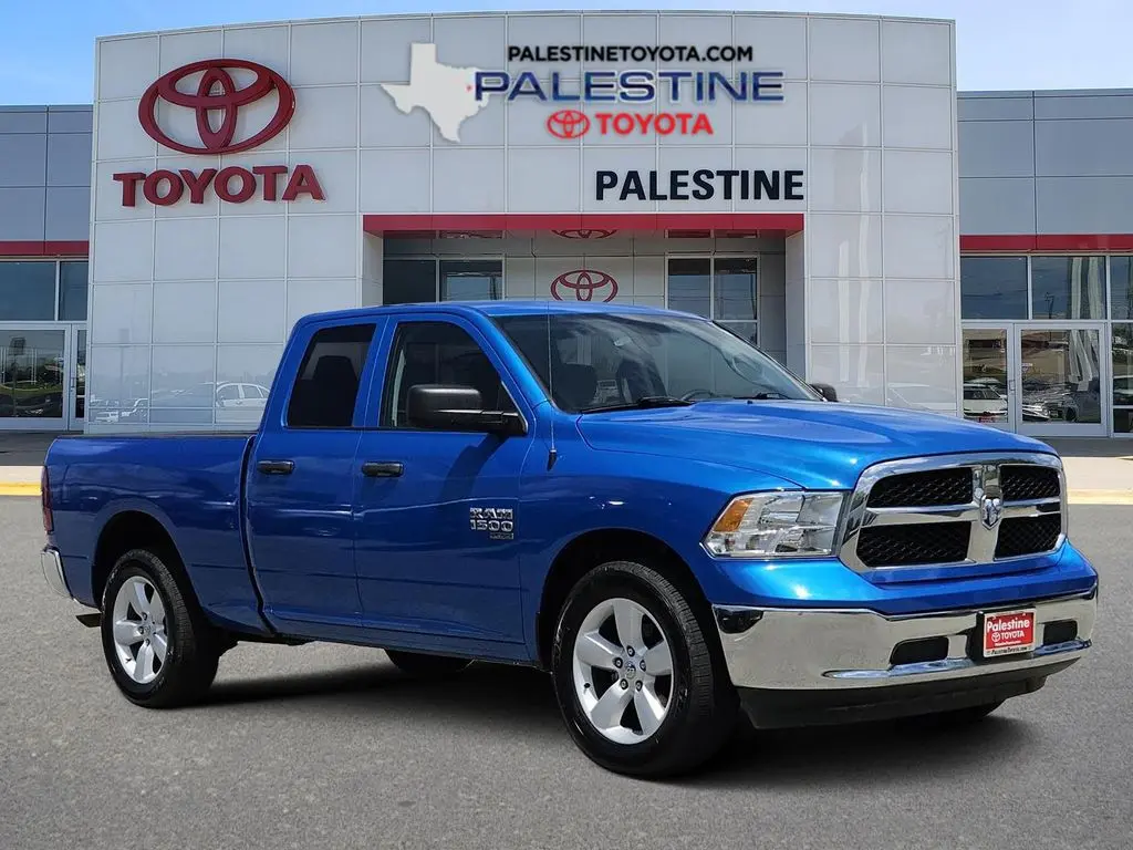2024 Ram 1500 Classic SLT