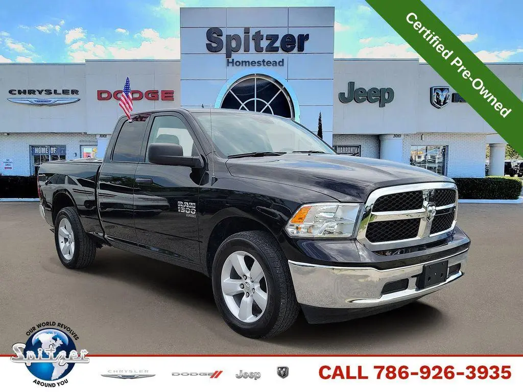 2024 Ram 1500 Classic SLT