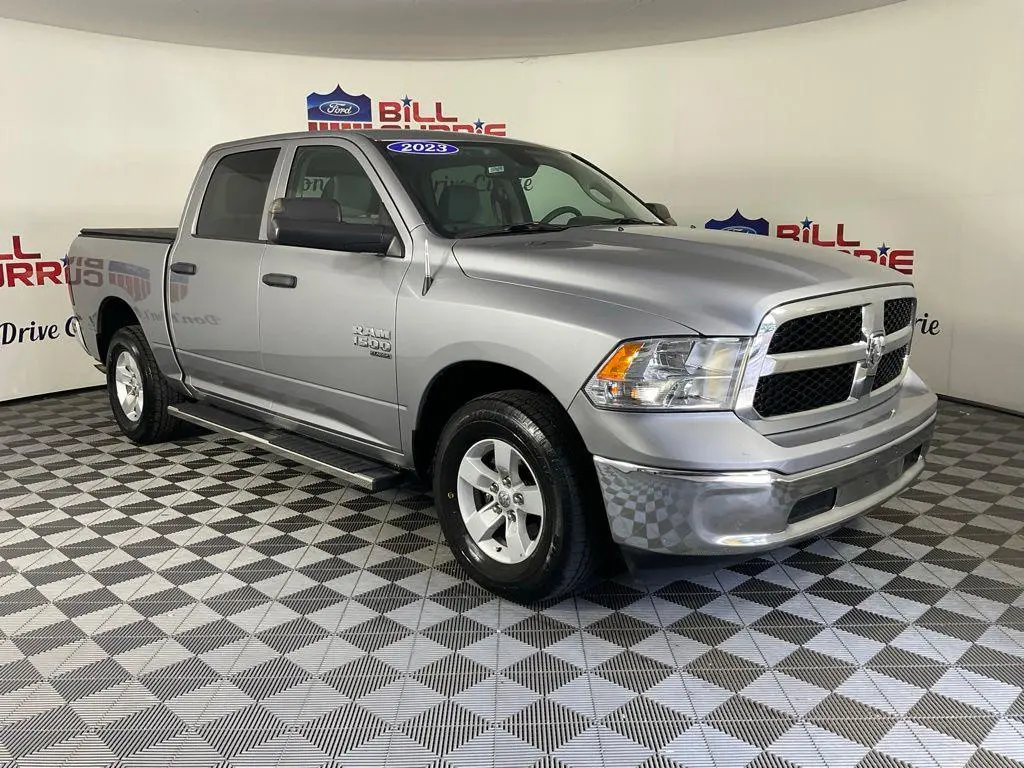 2023 Ram 1500 Classic SLT