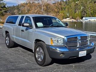 2005 Dodge Dakota SLT