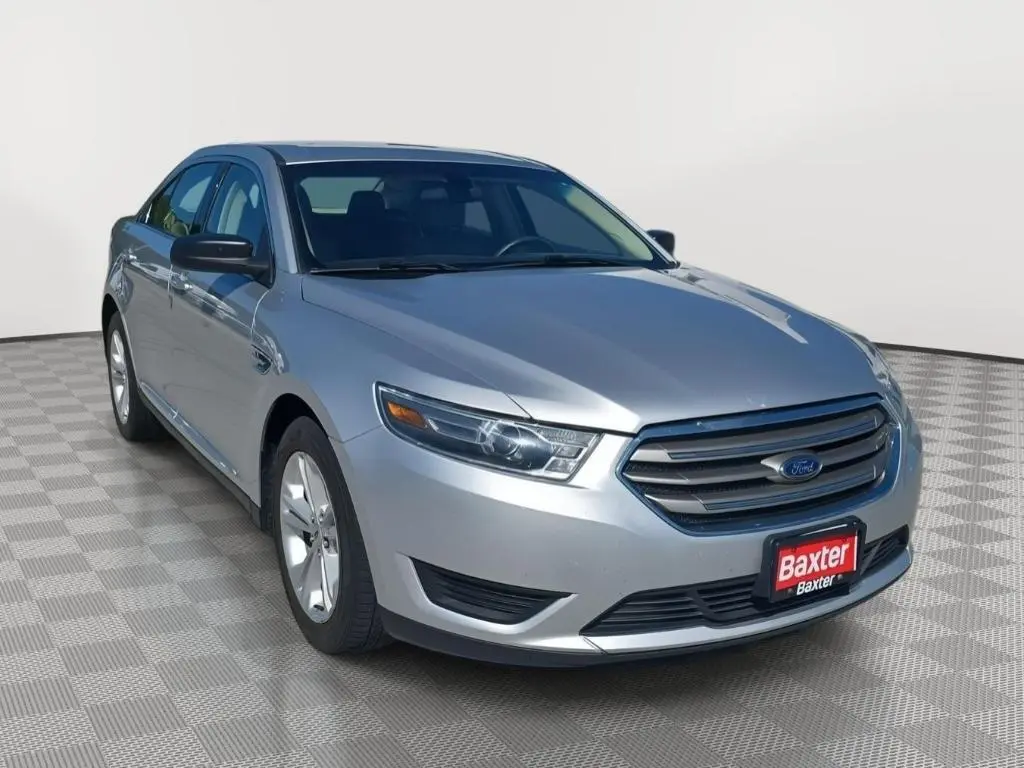 2018 Ford Taurus SE