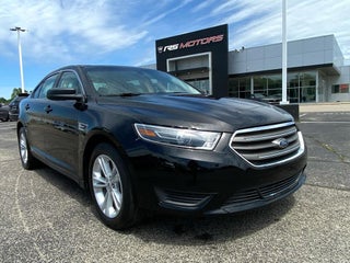 2017 Ford Taurus SE