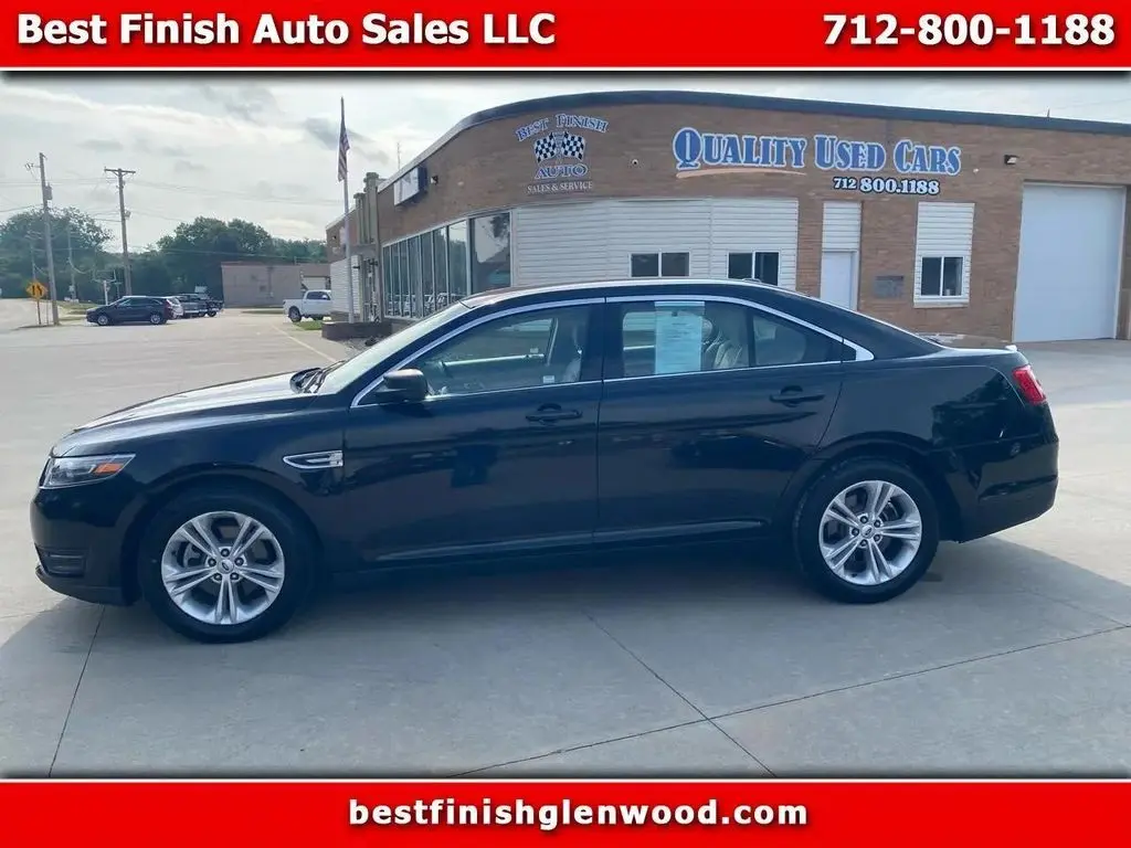 2016 Ford Taurus SEL