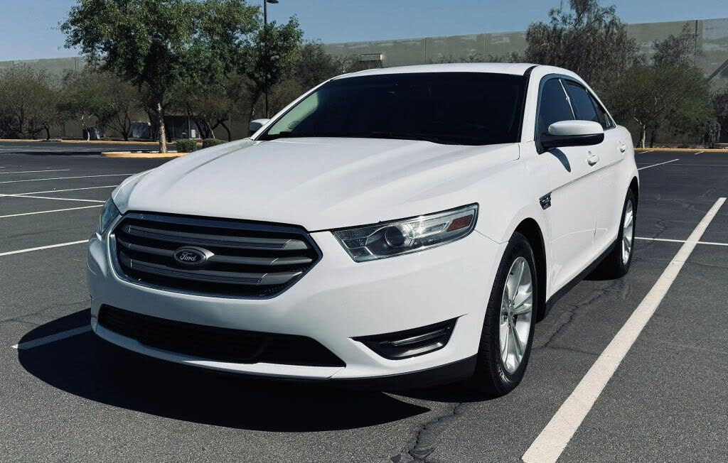 2013 Ford Taurus SEL