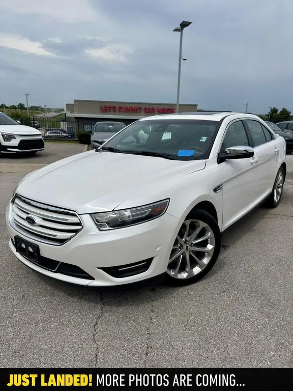 2016 Ford Taurus Limited