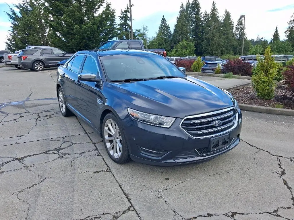 2017 Ford Taurus Limited