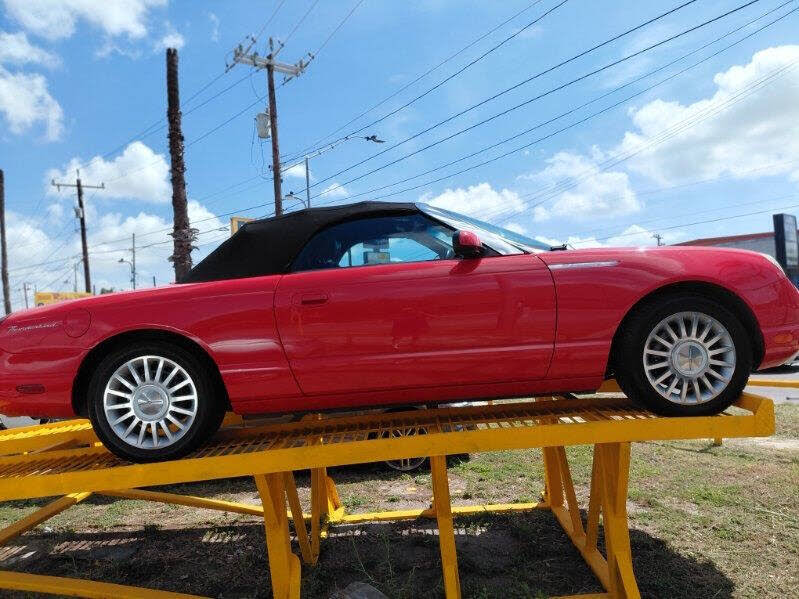2005 Ford Thunderbird Deluxe