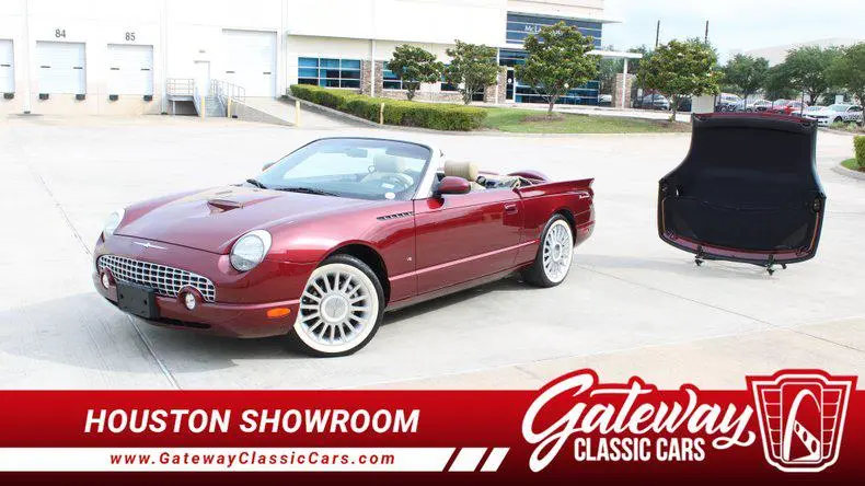 2004 Ford Thunderbird