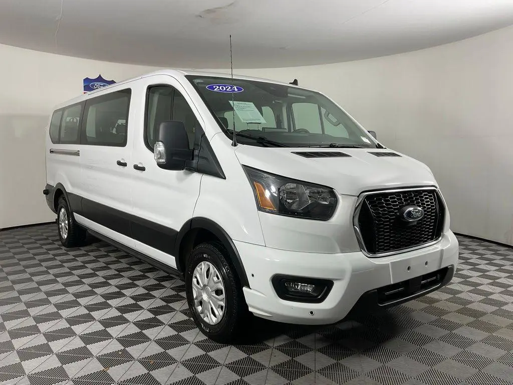 2024 Ford Transit XLT