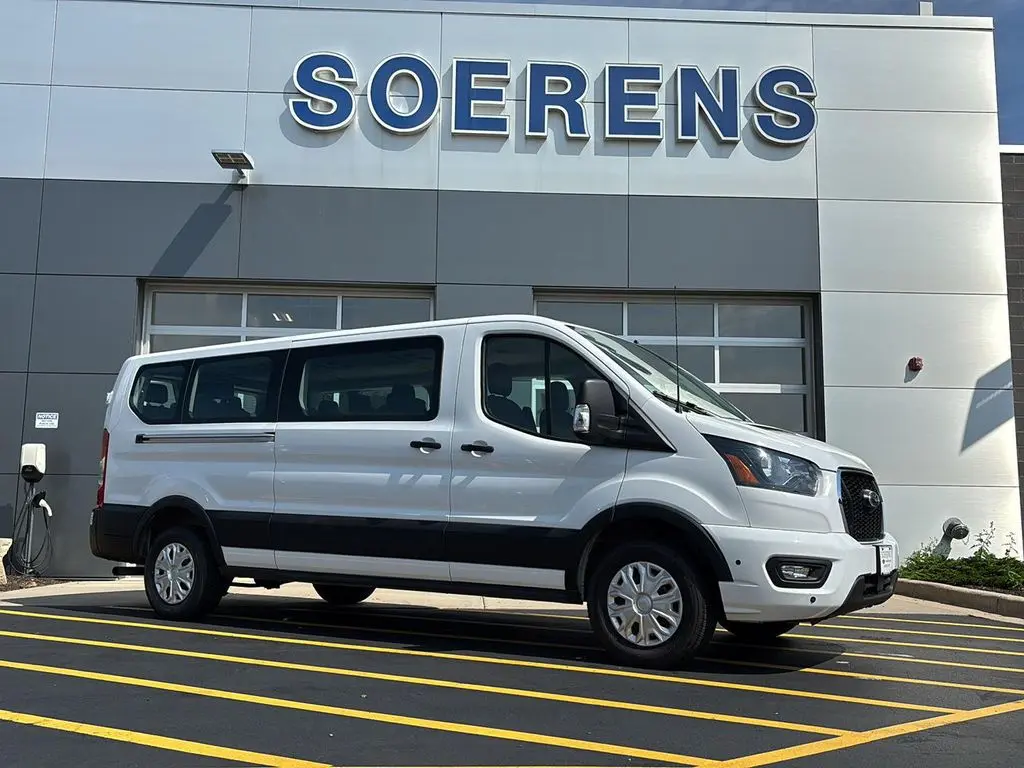 2025 Ford Transit XLT