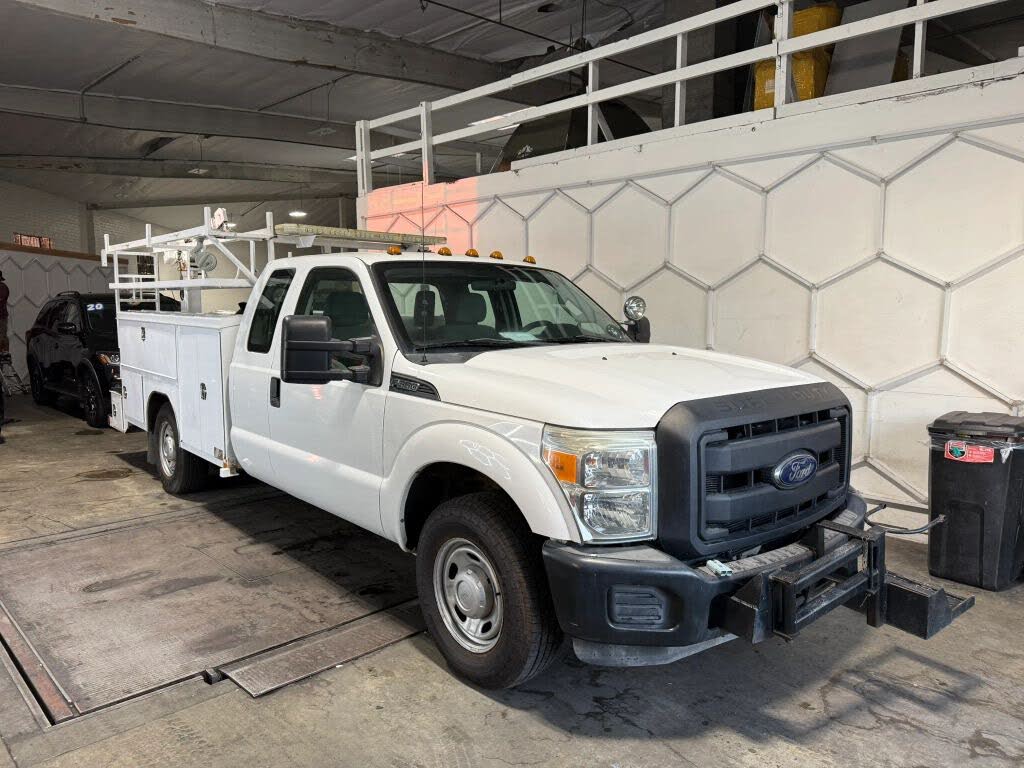 2012 Ford F-350 Super Duty XL