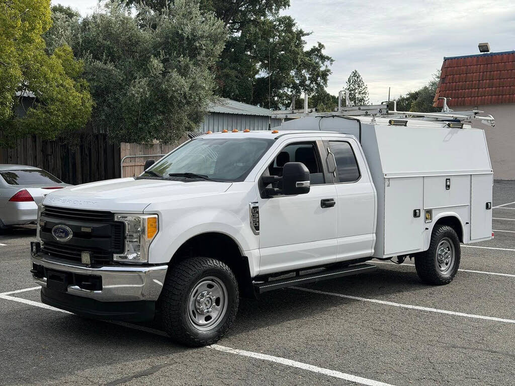2017 Ford F-350 Super Duty XL