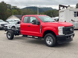 2025 Ford F-350 Super Duty Chassis XL