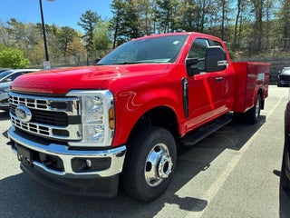 2026 Ford F-350 Super Duty Chassis XL