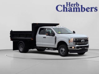 2026 Ford F-350 Super Duty Chassis XL