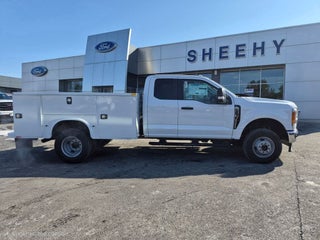 2026 Ford F-350 Super Duty Chassis XL