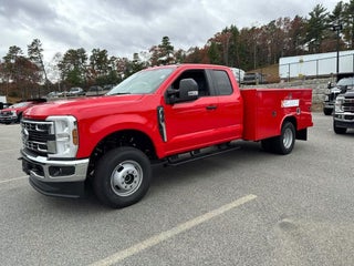 2026 Ford F-350 Super Duty Chassis XL